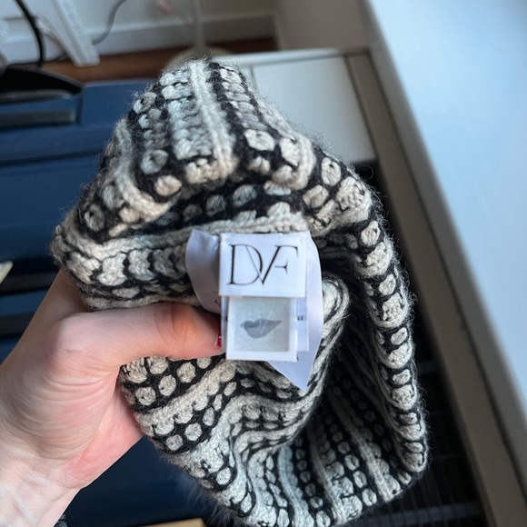 Black and Grey Beanie - Picture 2 of 2